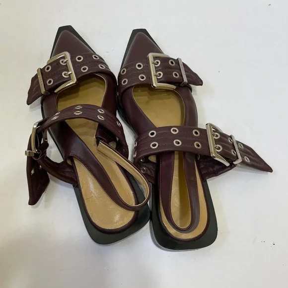 GANNI FEMININE STUDDED BUCKLE BALLERINA FLATS IN BURGUNDY VEGAN LEATHER - Picture 6 of 10